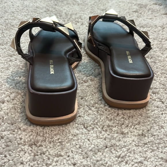 NWOT ALL BLACK pyramid t sandal in Brown/Gold - Size 36 EUR - Picture 9 of 14
